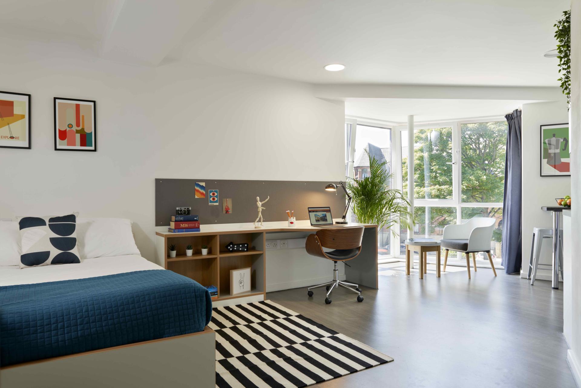 PLATINUM STUDIO